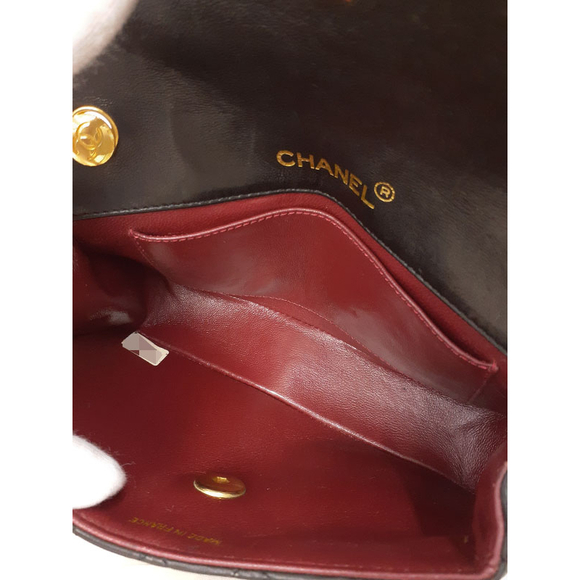 Chanel Mini Matelasse Chain Shoulder Bag - Picture 3 of 8